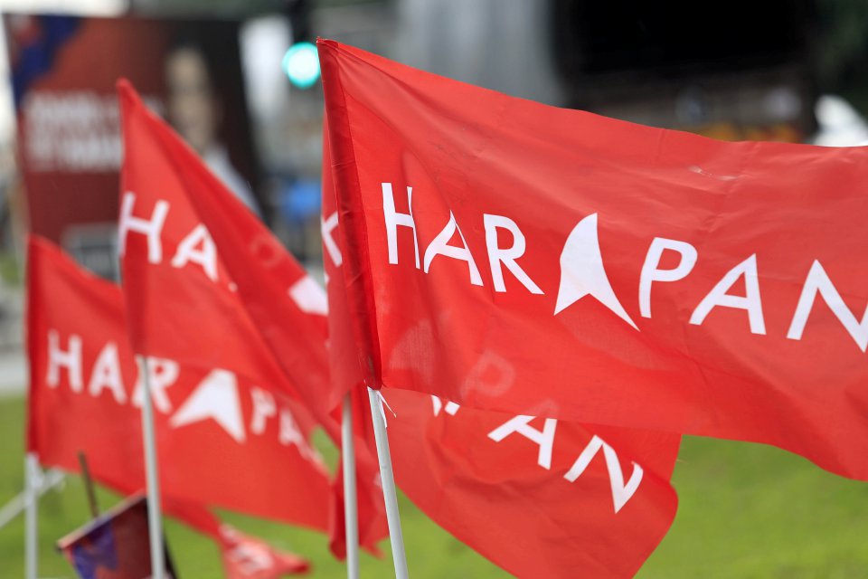 PH perlu jawab naratif politik identiti, bukan sekadar beri alasan